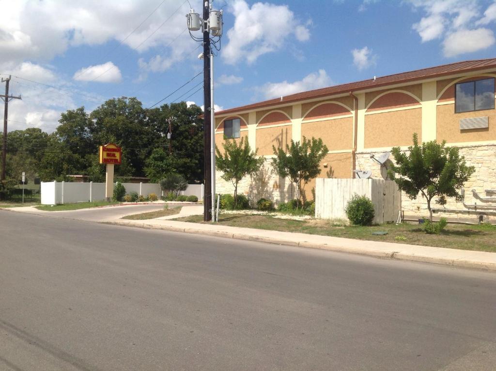 Camino Real Motel サンアントニオ エクステリア 写真